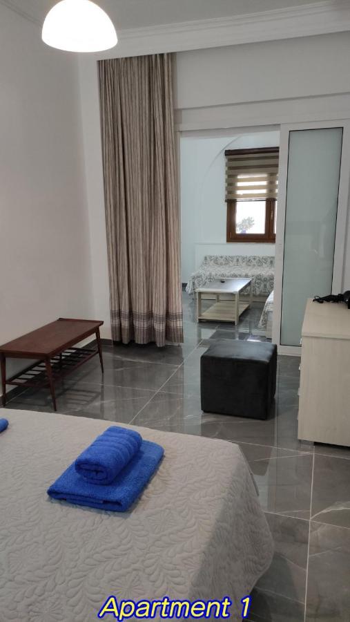 Keti's Apartments Nea Moudania Bagian luar foto