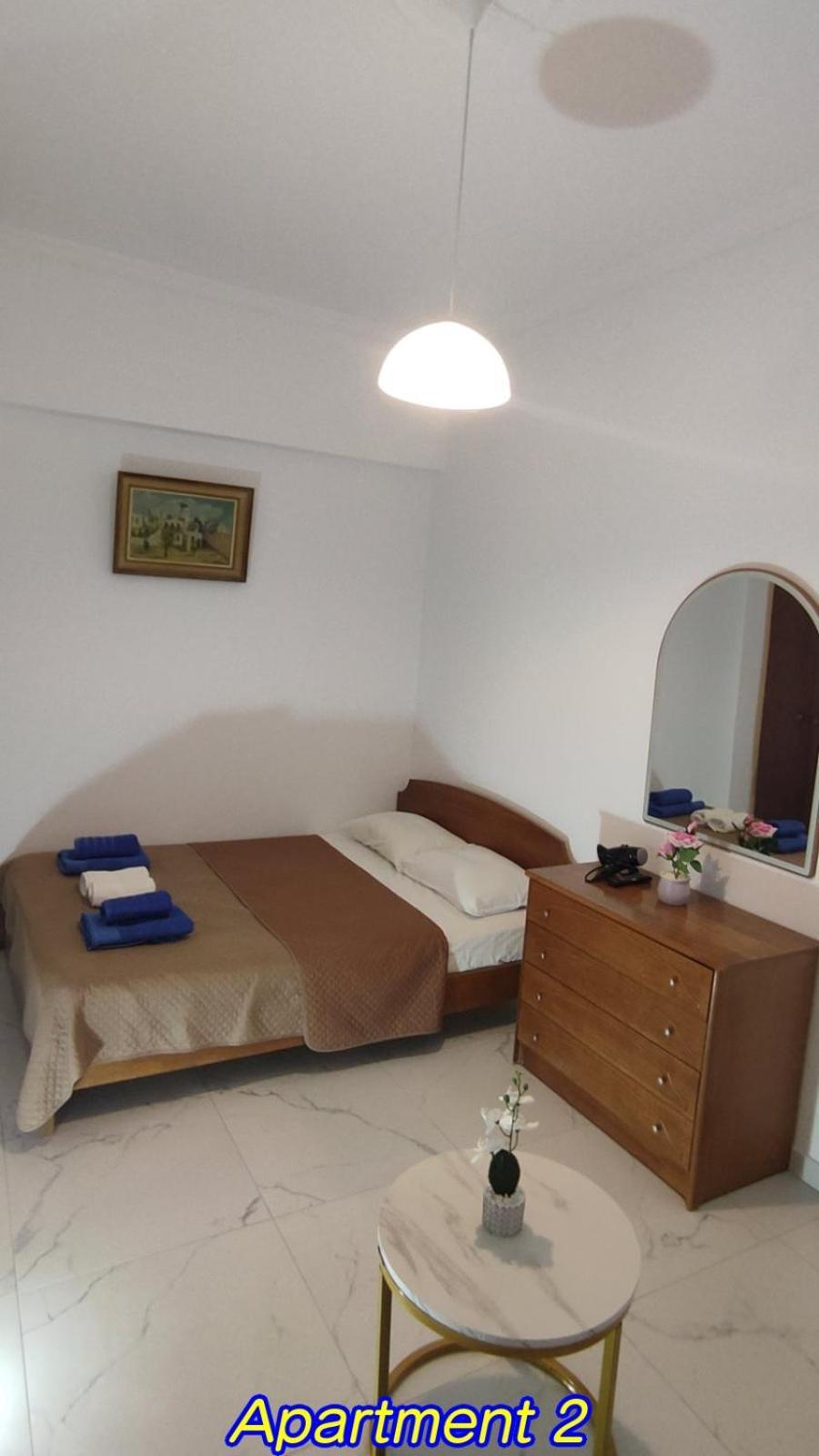 Keti's Apartments Nea Moudania Bagian luar foto