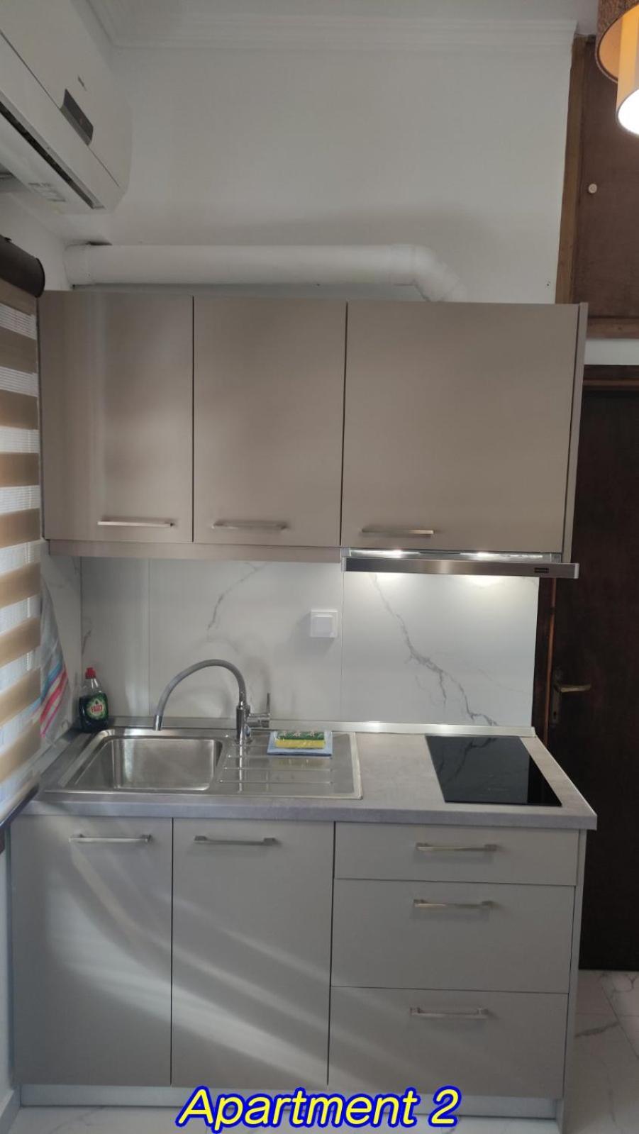 Keti's Apartments Nea Moudania Bagian luar foto