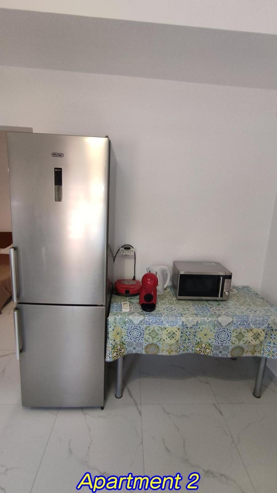 Keti's Apartments Nea Moudania Bagian luar foto