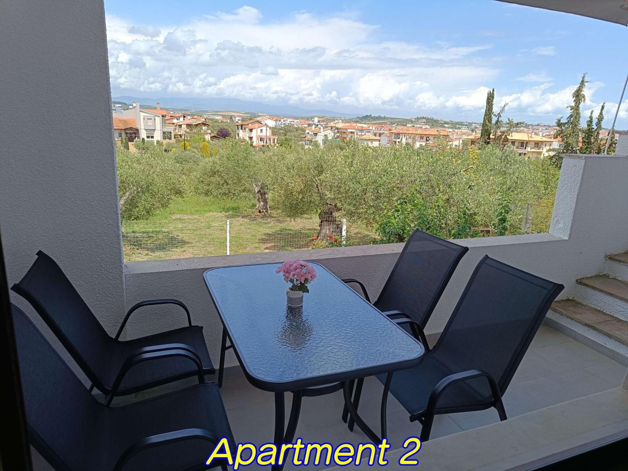 Keti's Apartments Nea Moudania Bagian luar foto